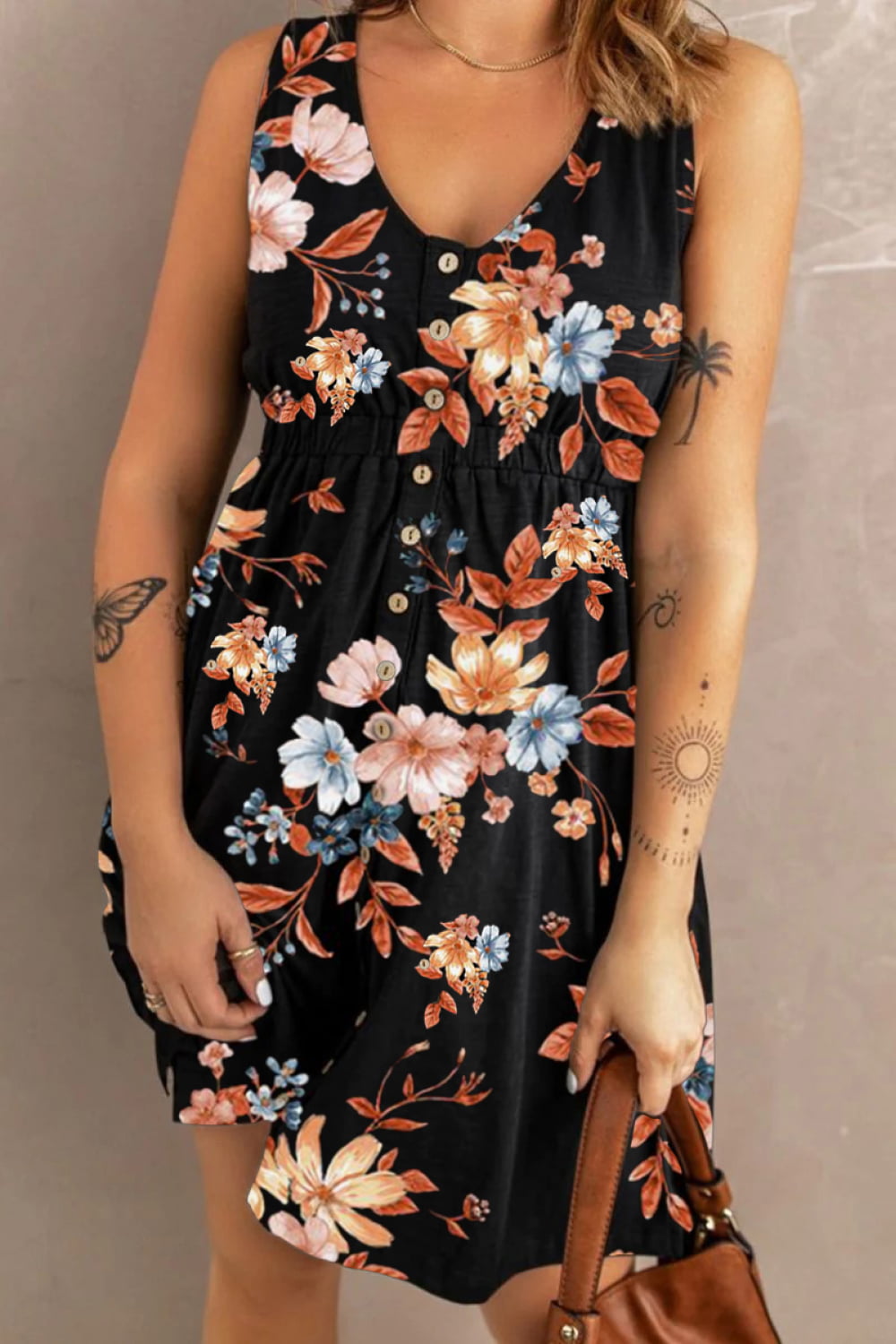 Printed Scoop Neck Sleeveless Buttoned Magic Dress